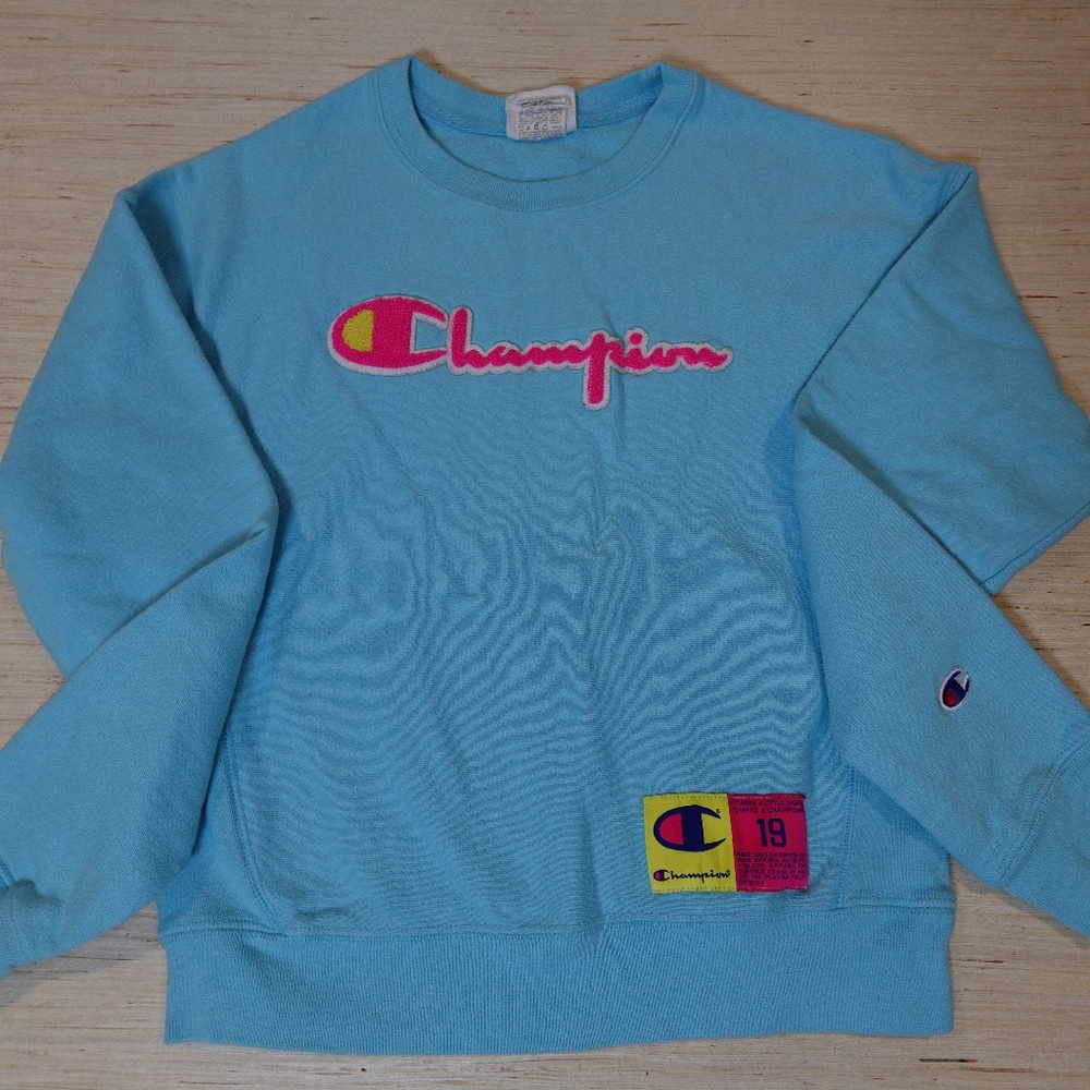 Champion Reverse Weave Sweatshirt Blue Small Retro Logo Embroidered